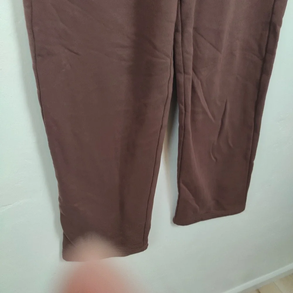 Alo Yoga Accolade Sweatpants Womens Medium‎ Brown Straight Leg Fleece Athleisure